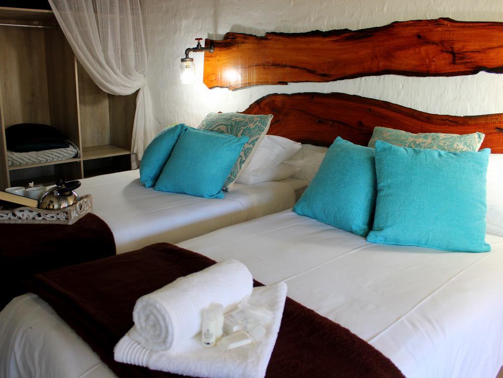 Waterfall Guesthouse روستنبرج المظهر الخارجي الصورة